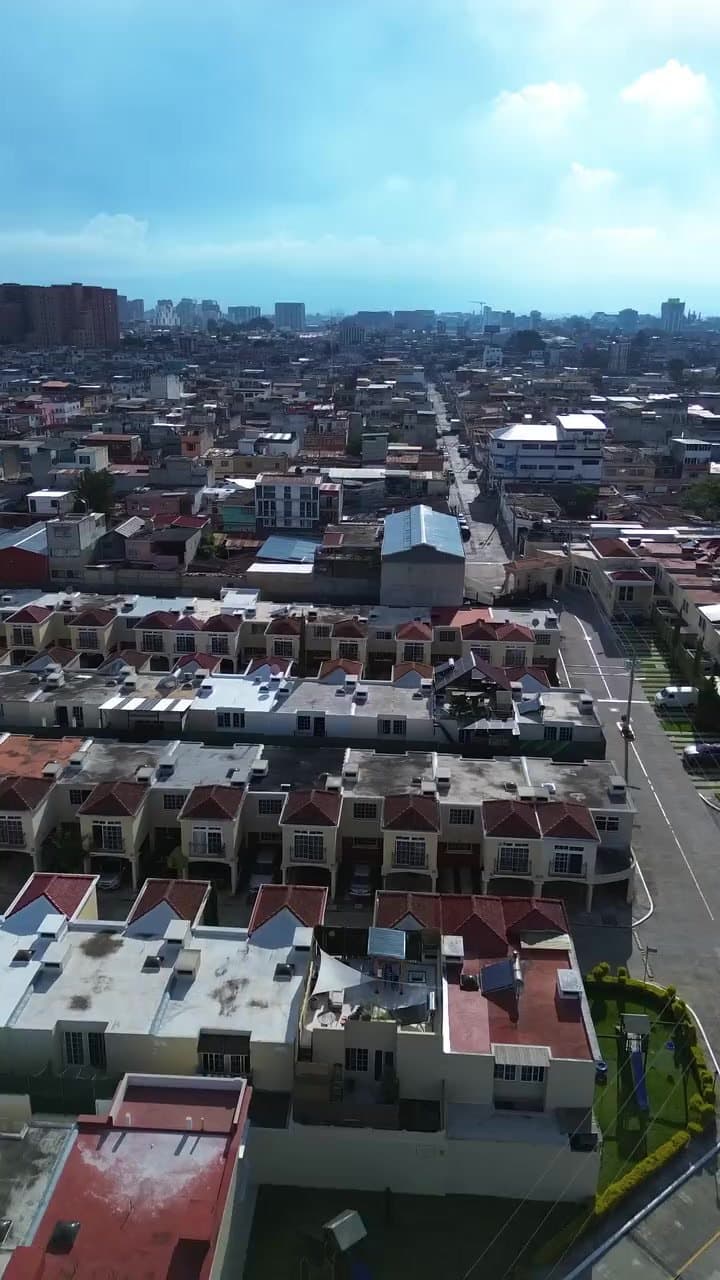 Video de recorrido — Casa Zona 5